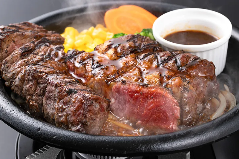 おしゃれな内装の大人の空間をご用意